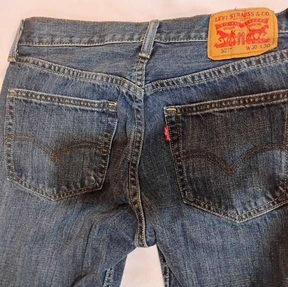 Classic Men's Straight Jeans in Deep Blue - Picture 8 of 12